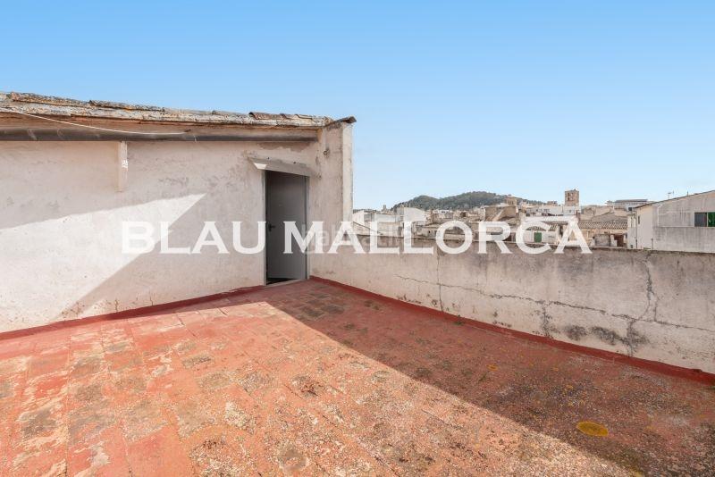 Foto f1edf863-513e-41cd-b5bc-e5c63bd692db. Casa aparellada a Felanitx poble Felanitx