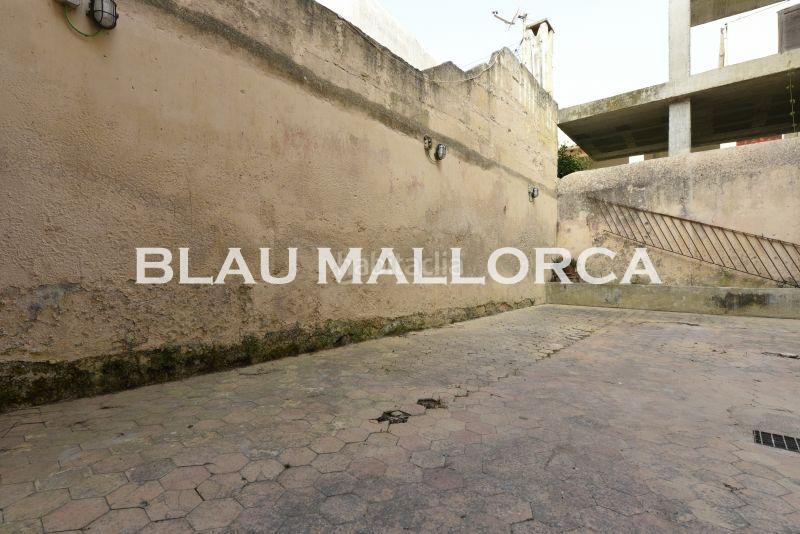 Foto 52b0f940-b5c0-45fa-af0d-1fc5ba030194. Casa aparellada a Manacor centre Manacor