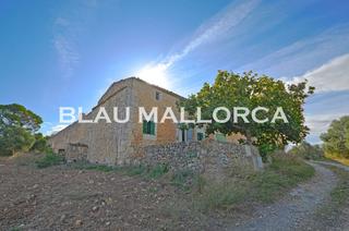 Masía en Manacor Centre. Finca para reformar entre manacor y felanitx.
