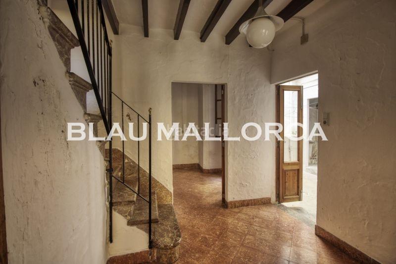 Foto 5c94a5a2-2653-4c97-8735-0934d0323c9c. Casa aparellada a Pollença poble Pollença