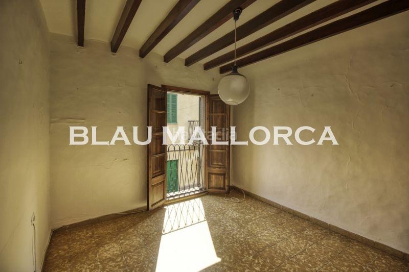 Foto d30342e7-3cc5-485c-a26d-2fde08990dd5. Casa aparellada a Pollença poble Pollença