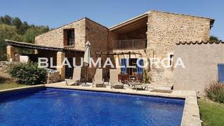 Masía en Sant Llorenç des Cardassar. Finca rãstica con licencia vacacional cerca de san lorenzo