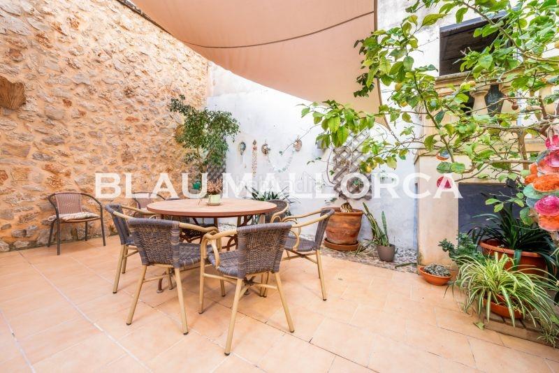 Foto 7192b367-021c-4072-a145-c8901201ff81. Casa aparellada a Manacor centre Manacor