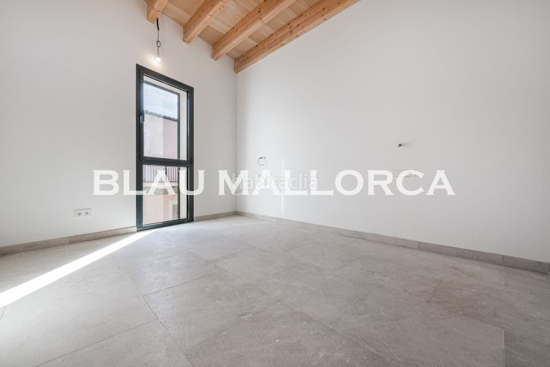 Foto b9b92c44-c5ff-427c-b365-560a370fb137. Casa aparellada a Manacor centre Manacor