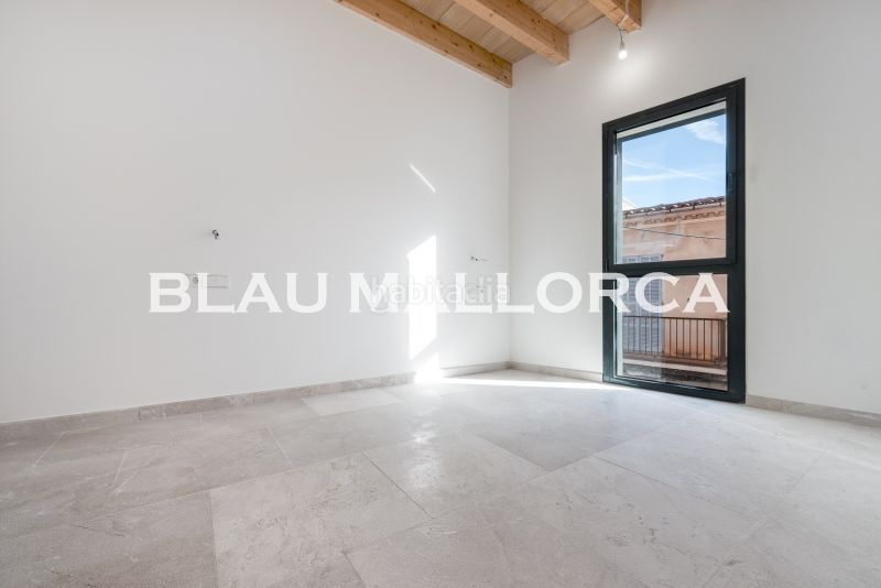 Foto c276e23e-db26-4217-8a37-dee92972f3a7. Casa aparellada a Manacor centre Manacor
