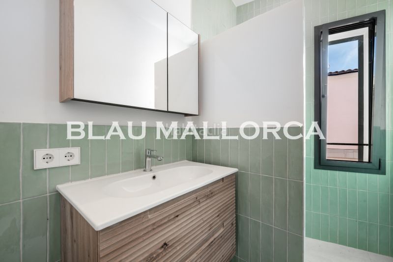 Foto cd6c9be7-997a-4bff-a51a-01ae6864c389. Casa aparellada a Manacor centre Manacor