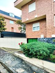 Chalet  Calle terrero. Oportunidad. haro. gran chalet ubicado en la urbanización más ex