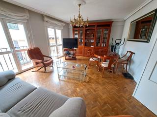 Appartement  Calle santo tomás. Oportunidad. amplio piso con ascensor en pleno casco histórico d