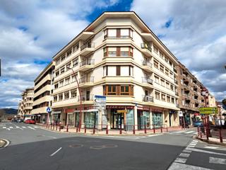 Appartement  Calle ventilla. Oportunidad. haro. gran piso con excelente ubicación, amplio tra