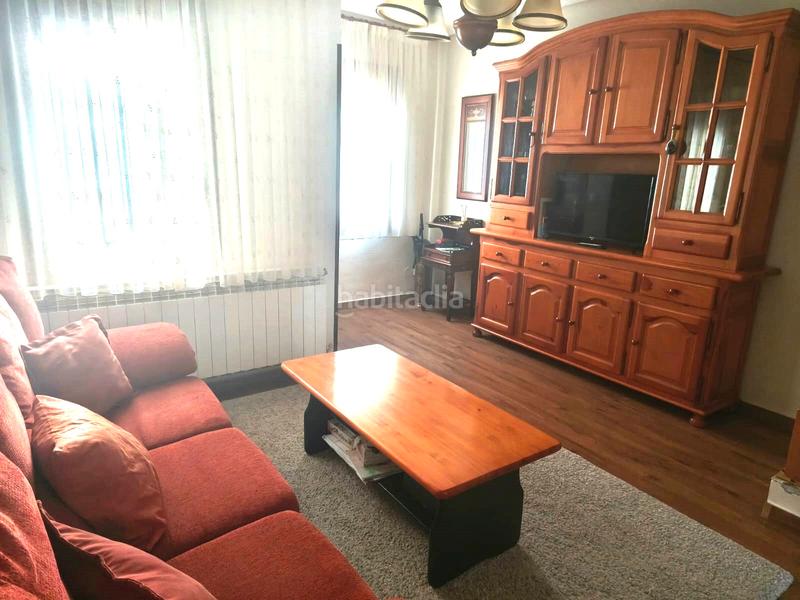 Foto 492ff90c-4019-4852-b35d-edf60c899f55. Chalet oportunidad. . chalet adosado con terreno de 64 m2 y urbanización con piscina comunitaria en el precio de 168.800 €. en Cihuri