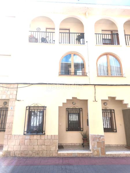 Foto e4a5e5d6-5aef-4c28-8591-b5a86b0c7ffc. Chalet oportunidad. . chalet adosado con terreno de 64 m2 y urbanización con piscina comunitaria en el precio de 168.800 €. en Cihuri