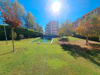 Pis  Avenida logroño. Oportunidad. haro. completa vivienda con ascensor, plaza de gara