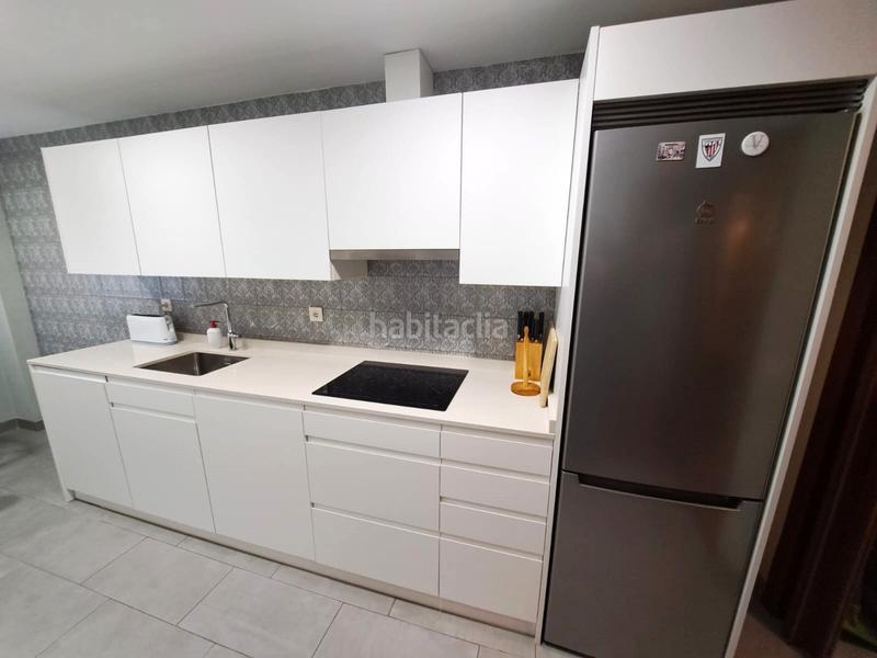 Foto 2a2b48ad-b1c3-4d87-b25f-b4bac6b4162f. Piso oportunidad. . amplio piso con ascensor a cota 0, garaje y trastero en pleno centro en el precio de 185.000 € en Haro