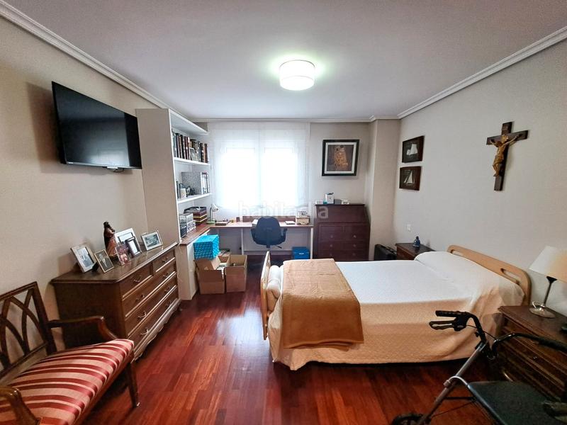 Foto 929e6799-204e-4d08-a5c5-ce97752a3076. Piso oportunidad. . amplio piso con ascensor a cota 0, garaje y trastero en pleno centro en el precio de 185.000 € en Haro