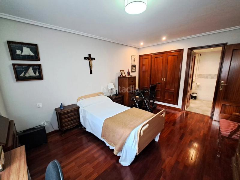 Foto bf9b43cc-7ea5-4b73-bcc6-a2bdf8c53875. Piso oportunidad. . amplio piso con ascensor a cota 0, garaje y trastero en pleno centro en el precio de 185.000 € en Haro