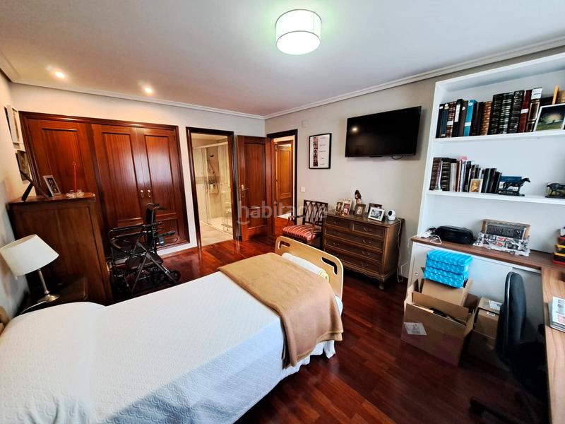 Foto c996a7ce-18fd-4b81-9cd8-a64ea0d4f16e. Piso oportunidad. . amplio piso con ascensor a cota 0, garaje y trastero en pleno centro en el precio de 185.000 € en Haro