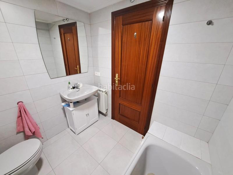 Foto e2de83d3-9f55-435b-86e5-97245c0548ec. Piso oportunidad. . amplio piso con ascensor a cota 0, garaje y trastero en pleno centro en el precio de 185.000 € en Haro