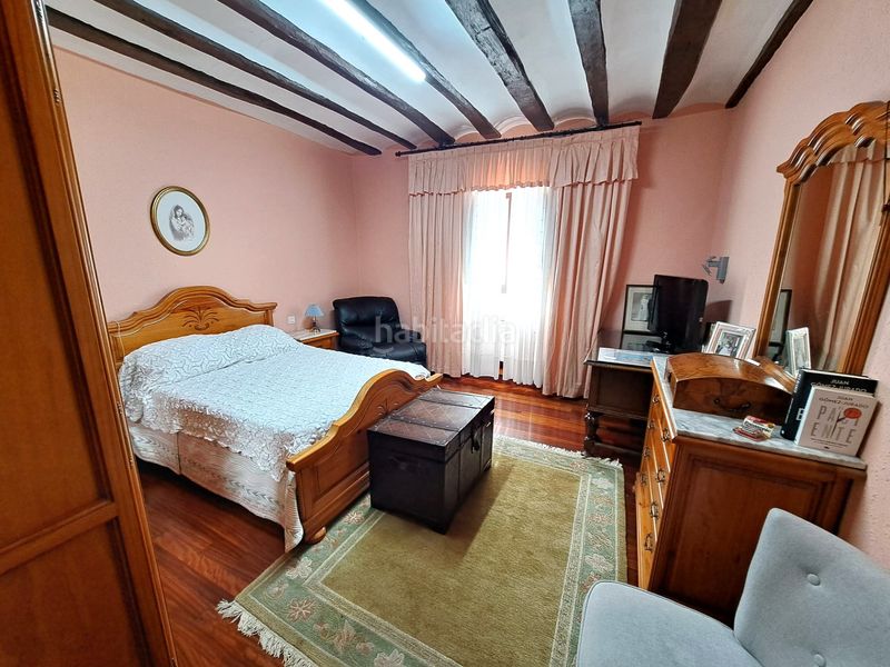 Foto 19c48731-980c-4497-b0e1-355881241c03. Casa aparellada amb xemeneia calefacció aparcament a Baños de Rioja