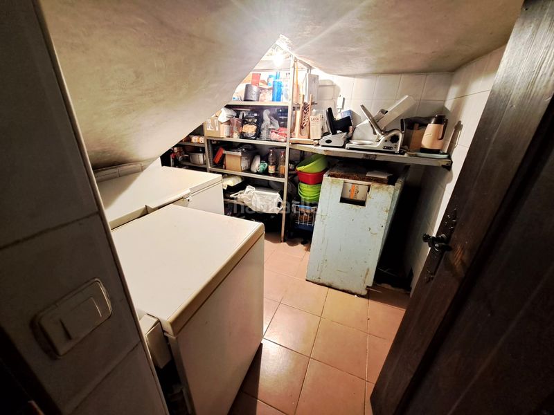 Foto 23c2f123-aff3-46e1-beb3-fc4740a38c51. Casa aparellada amb xemeneia calefacció aparcament a Baños de Rioja