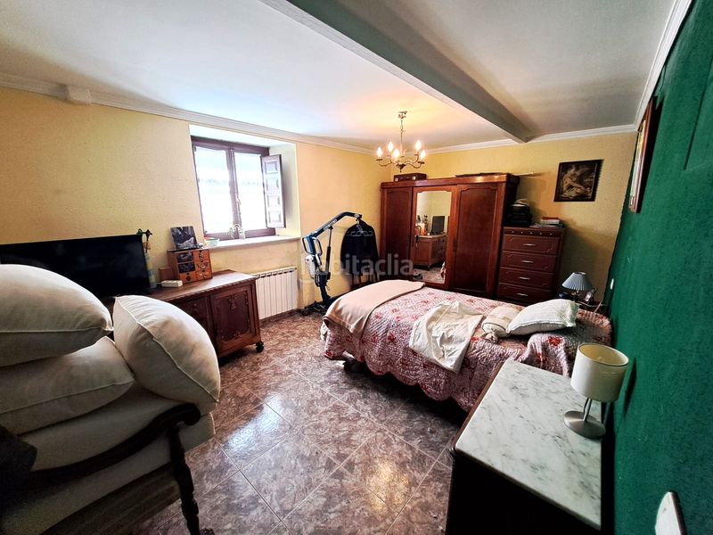 Foto a22fbe01-cdb1-4573-849c-e01d20fb0518. Casa aparellada amb xemeneia calefacció aparcament a Baños de Rioja