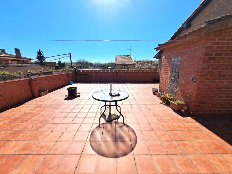 Foto bda2db0e-68fa-4625-bbcb-f70cd114b386. Casa aparellada amb xemeneia calefacció aparcament a Baños de Rioja