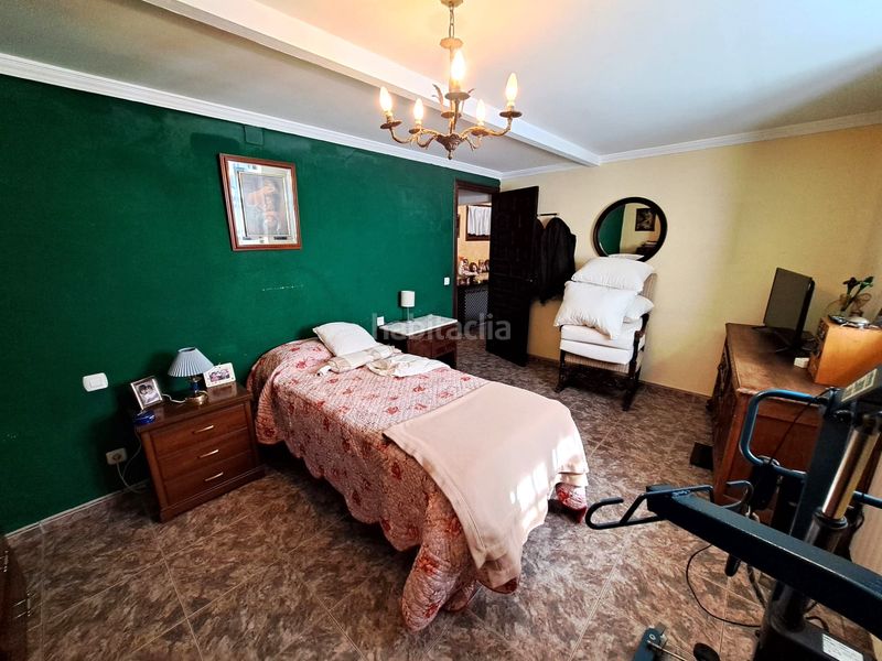 Foto f639cb5e-152a-4961-86ec-358c7e06c657. Casa aparellada amb xemeneia calefacció aparcament a Baños de Rioja