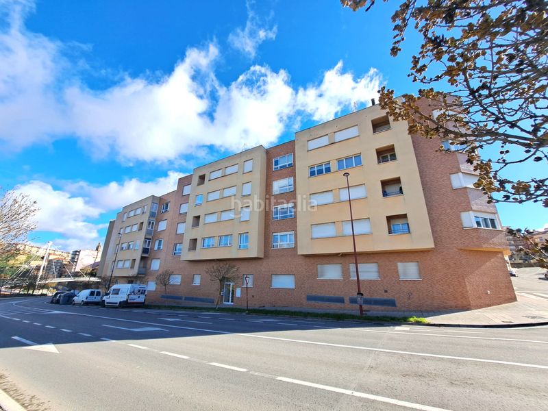 Foto 321f8cd9-92ba-448e-8ec7-3ff9d2e085a4. Apartament amb calefacció aparcament piscina a Haro