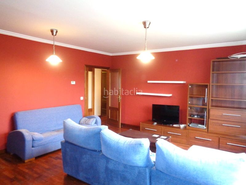 Foto 48ef899d-9614-4b9b-b63d-bf7126563370. Apartament amb calefacció aparcament piscina a Haro