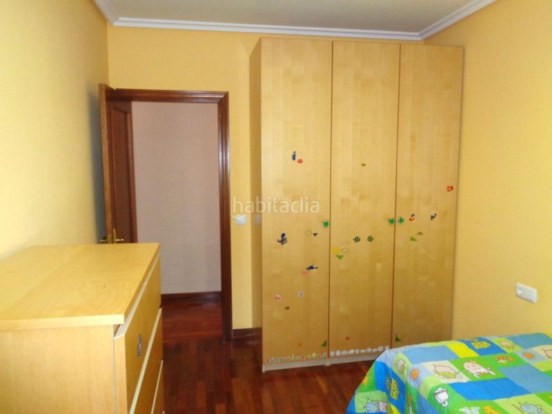 Foto a2da2dd6-253f-4178-85e6-64ec489c8015. Apartament amb calefacció aparcament piscina a Haro