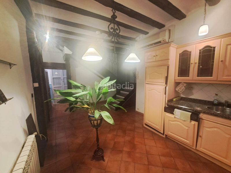 Foto b4588dd3-7d55-42cd-b906-f0415662ff80. Duplex con camino riscaldamento in Haro