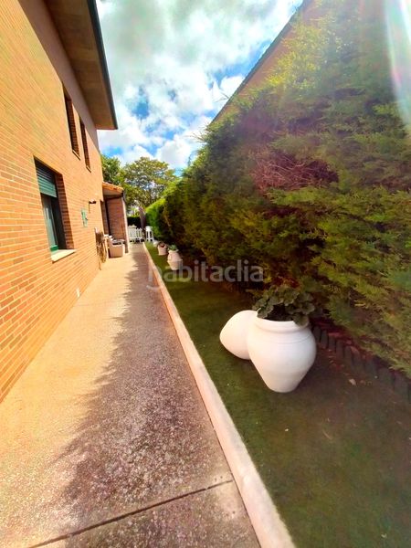 Foto 0df5370c-166d-4d27-be55-b4ce4f1d49f2. Xalet amb calefacció aparcament piscina a Ollauri