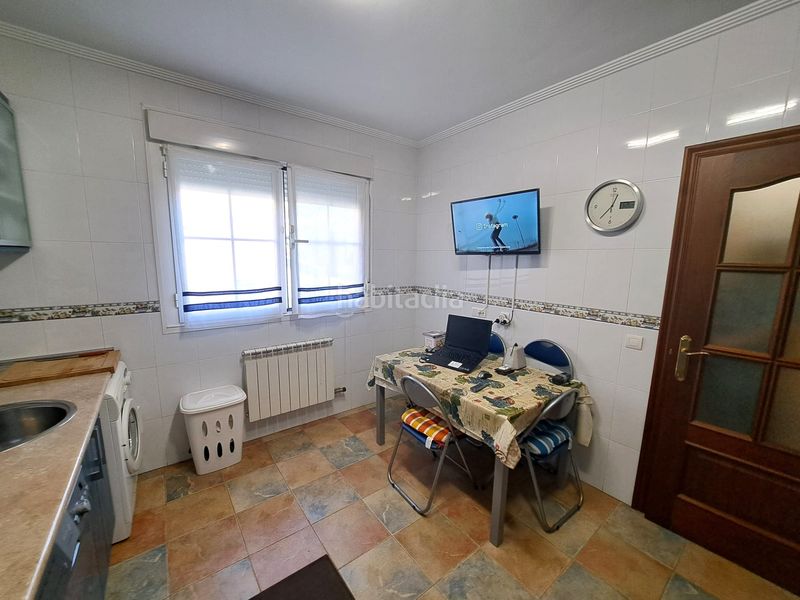 Foto 35a5e2ab-533f-4343-b166-e810fd23c5a7. Casa adossada amb calefacció aparcament a Zarratón
