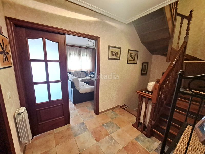 Foto 4fe0e22b-008c-439b-886c-9d9467db2505. Casa adossada amb calefacció aparcament a Zarratón