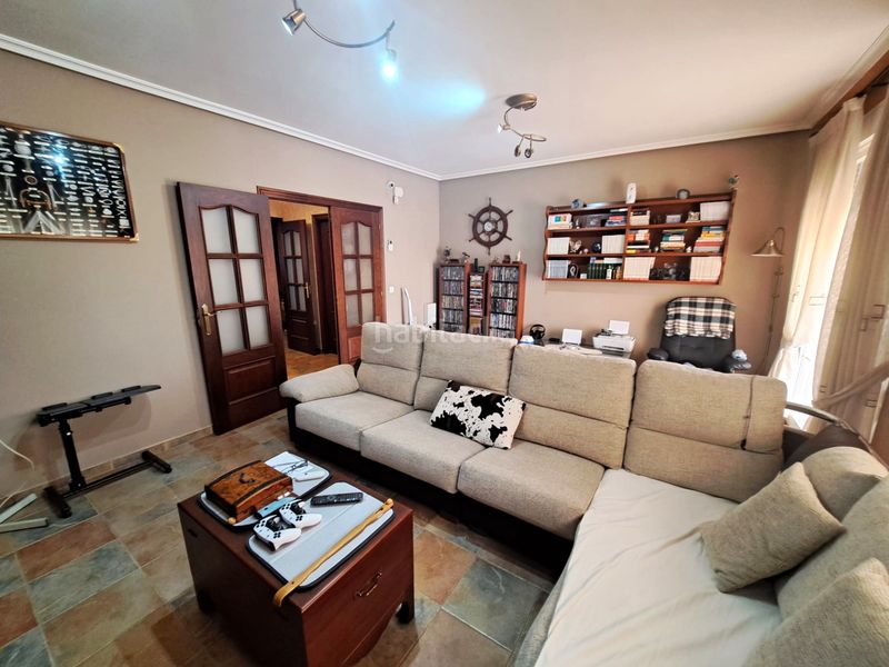 Foto 7a5cb822-f18a-44c2-8260-163612547387. Casa adossada amb calefacció aparcament a Zarratón