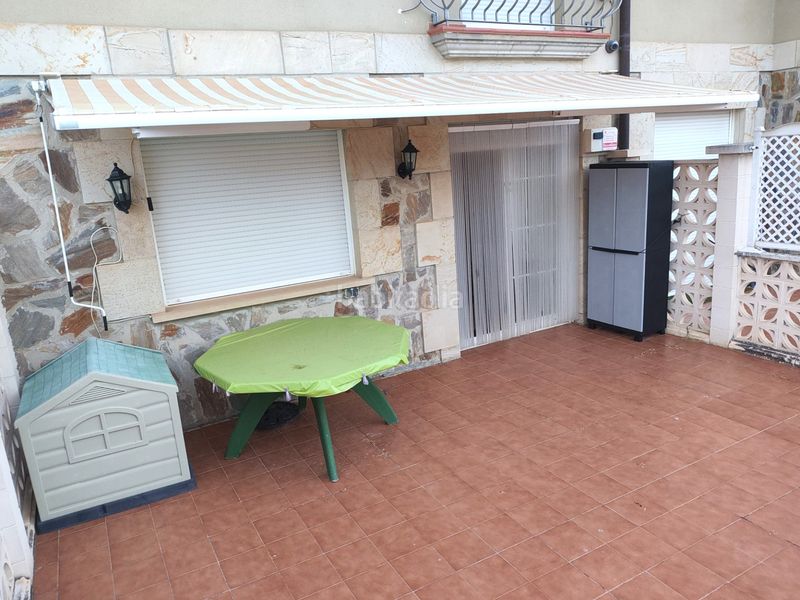 Foto de1515dd-8948-4097-ab24-94982d503758. Casa adossada amb calefacció aparcament a Zarratón