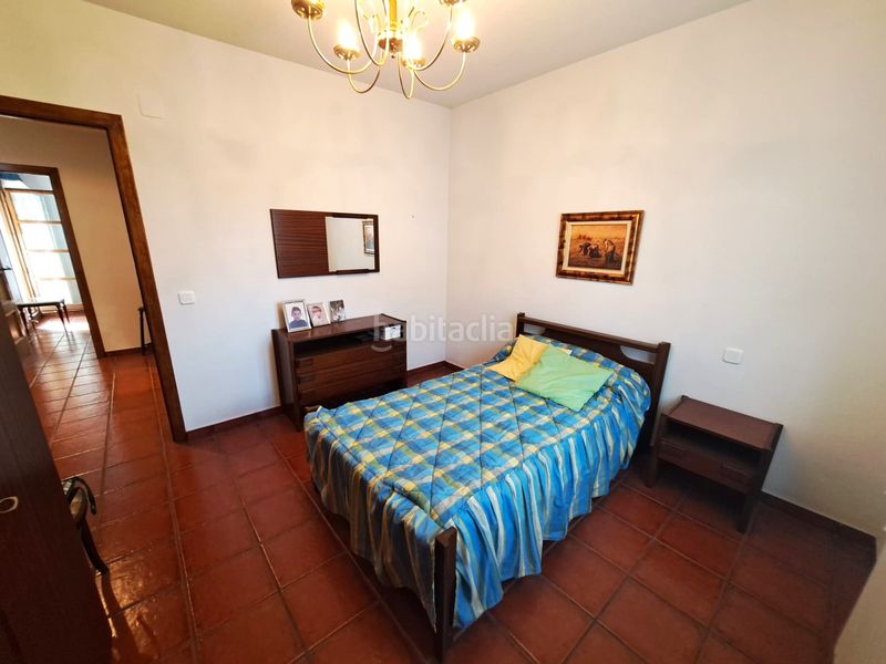 Foto 070a7548-0bbc-488f-82b7-98b5d469f279. Casa aparellada amb calefacció aparcament a Labastida