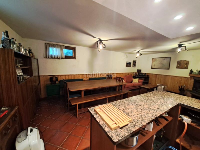 Foto 4b806468-a5cd-403c-8358-05954df041e1. Casa aparellada amb calefacció aparcament a Labastida