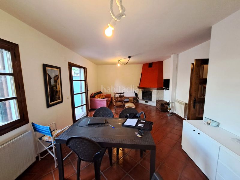 Foto 706ba028-e3e4-4092-95af-86b980e04592. Casa aparellada amb calefacció aparcament a Labastida