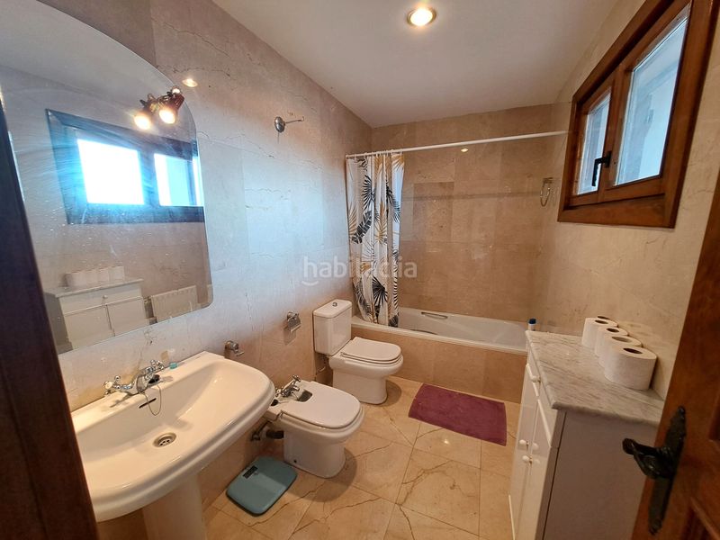 Foto 7d037dd8-d0fe-41b5-8d80-3befad4ba38b. Casa aparellada amb calefacció aparcament a Labastida