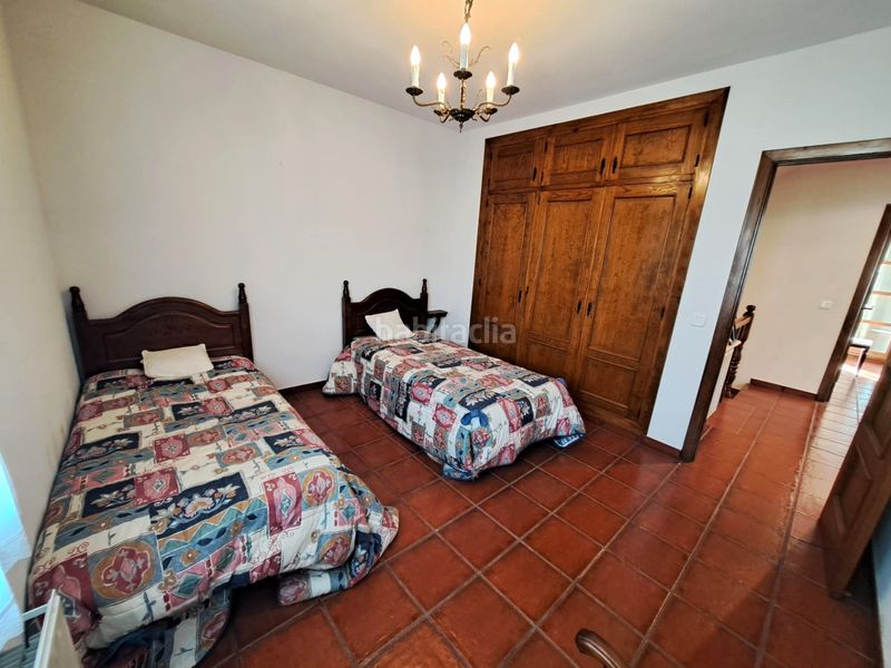 Foto abda3b74-ea9b-4f7e-9171-07edfe0b2911. Casa aparellada amb calefacció aparcament a Labastida