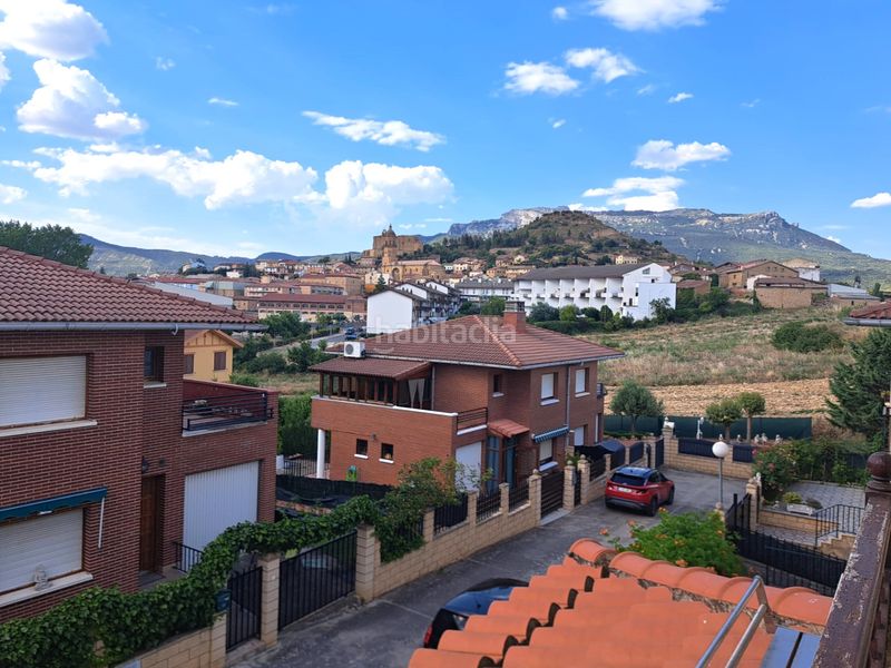 Foto df17fbae-3cc3-4f7c-82e0-42d5e0fcbe17. Casa aparellada amb calefacció aparcament a Labastida