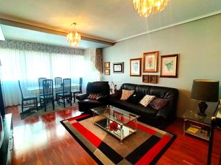 Pis  Avenida la rioja. Gran oportunidad. haro. amplia vivienda con plaza de garaje y 2