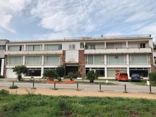 Gebäude  Avinguda doctor moisés broggi. Dos edificios en venta en la zona industrial del port de la selv