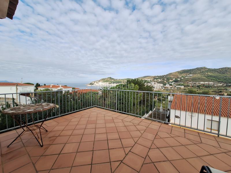 Foto c844ab69-7148-44aa-8ad9-9b87b6458d85. Casa adosada fantástica casa en venta en el port de la selva en Port de la Selva (El)