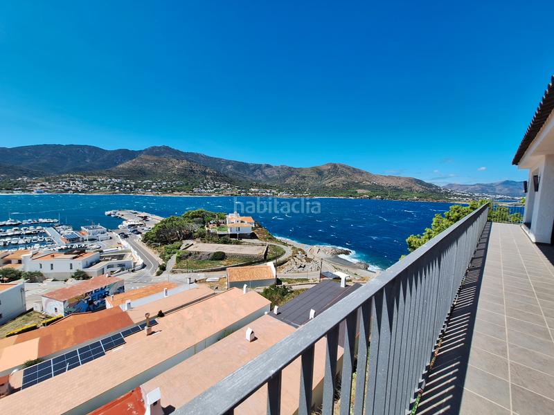 Foto e7e9a4fd-59ee-4fb9-9343-336b057c37f8. Chalet con camino in Port de la Selva (El)