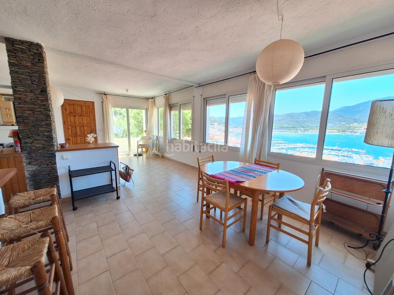 Foto e931f7ea-ebaf-4441-b6c0-27563ddebfeb. Chalet con camino in Port de la Selva (El)