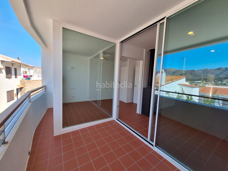 Foto 0657e2a4-d07f-41b2-8831-ef96eb014381. Location appartement avec parking dans Port de la Selva (El)