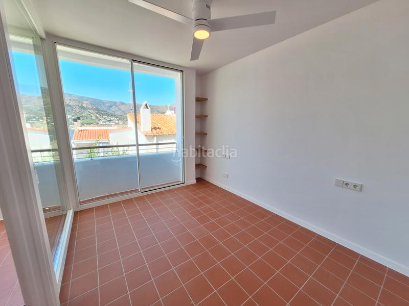 Foto f99d1024-9cad-4130-80a4-20d6b9e51f4c. Location appartement avec parking dans Port de la Selva (El)