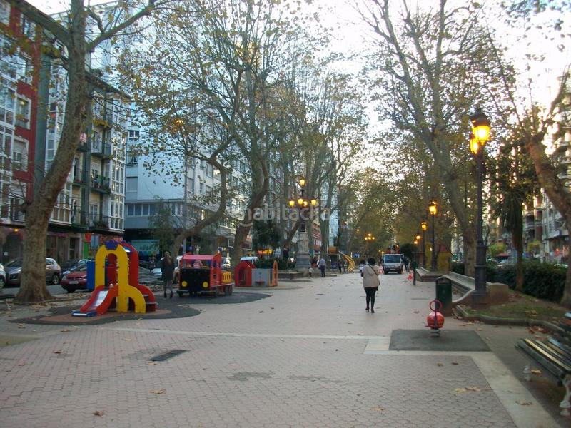Foto c9f73016-7792-4589-958d-beaee39ac541. Alquiler parking coche numancia- plaza cervezas-san fernando- en Santander