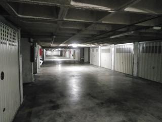 Lloguer Aparcament cotxe  Calle floranes. En calle san fernando, plaza garaje cerrado en la plaza cervezas